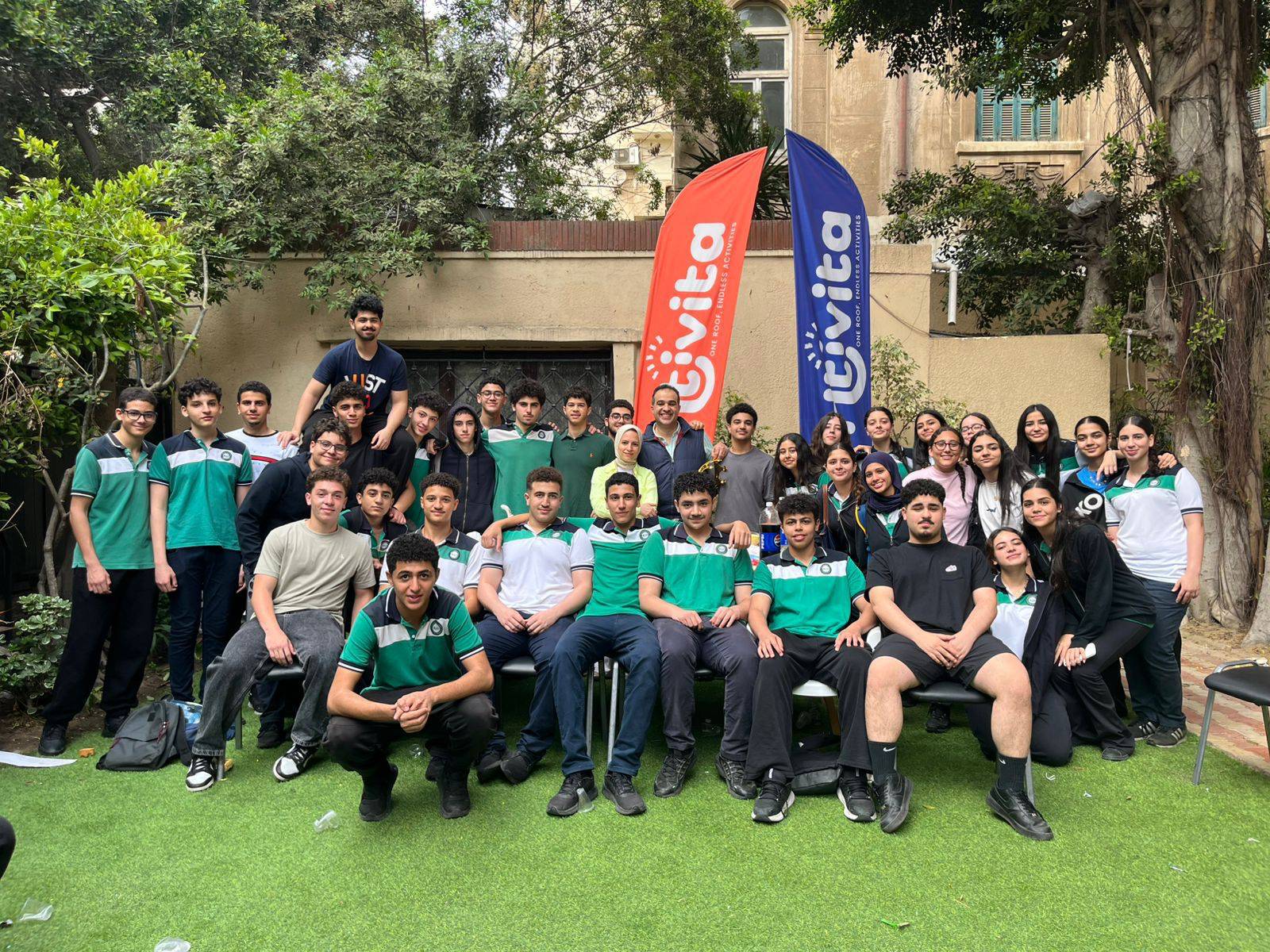 Dr. Ahmed with the class